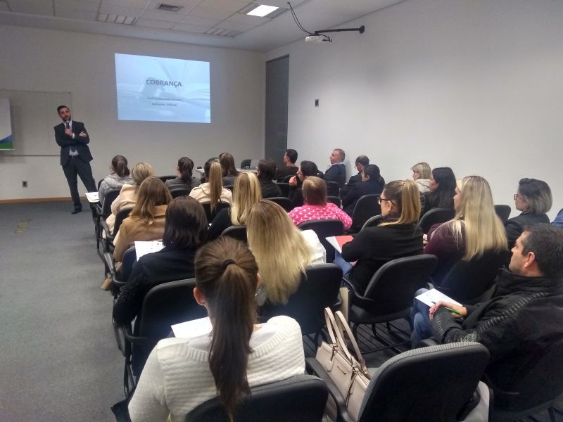 CDL realiza workshop de cobrança