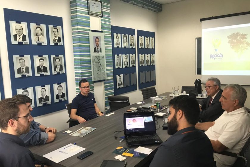 CDL se reúne com FCDL e INERGE para discutir Eficiência Energética
