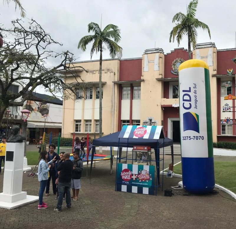 CDL realiza ações simultâneas em comemoração ao Dia das Crianças