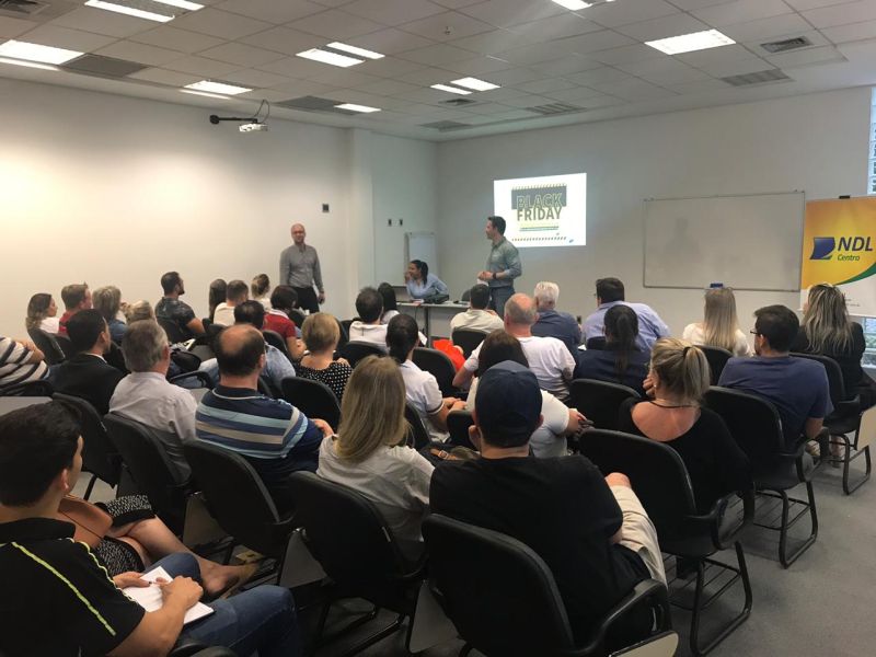 Reunião do NDL do Centro é realizada na CDL