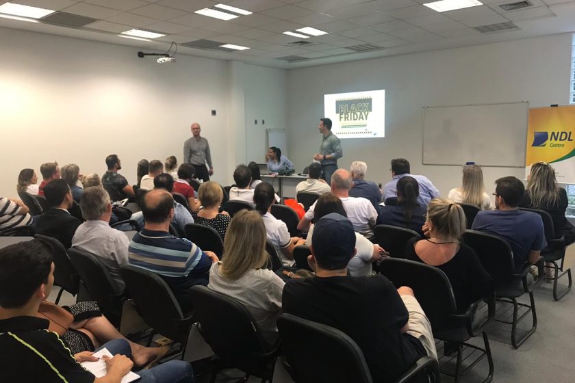 Reunião do NDL do Centro é realizada na CDL
