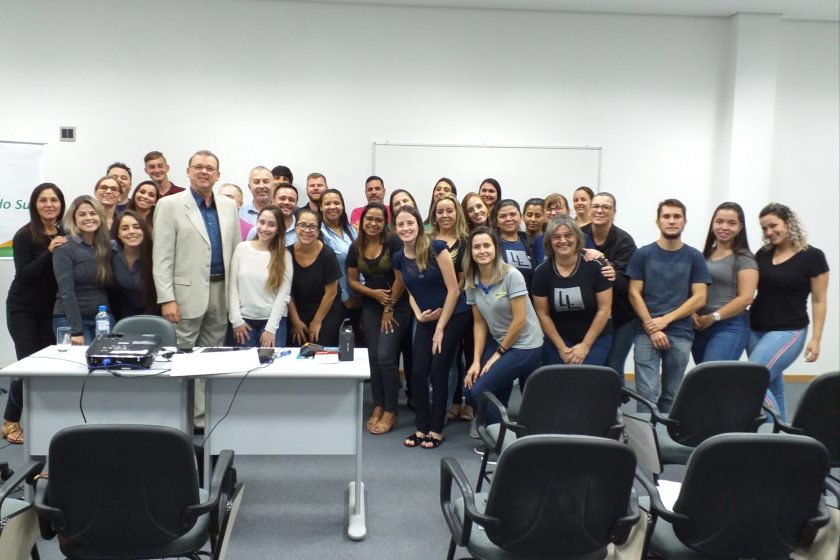 Promovendo a capacitação, CDL realiza Curso de Vendas