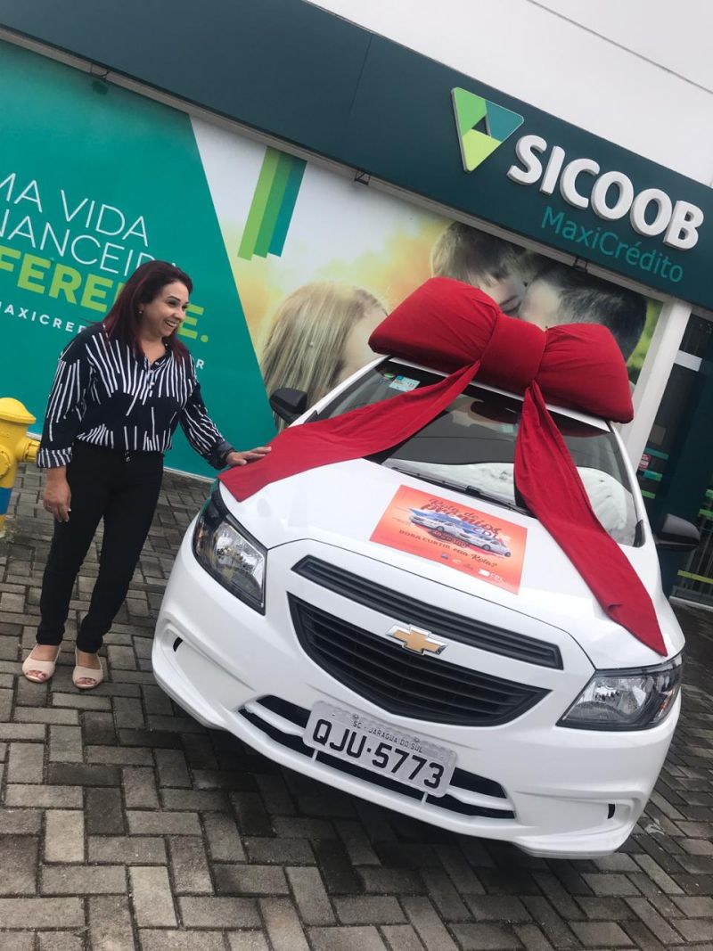 CDL entrega o prêmio do 2º sorteio