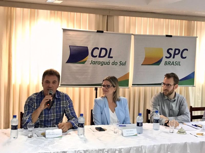 Plenária mensal CDL