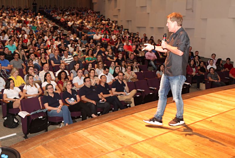 Palestra VENDER! VENDER! VENDER! com Ciro Bottini