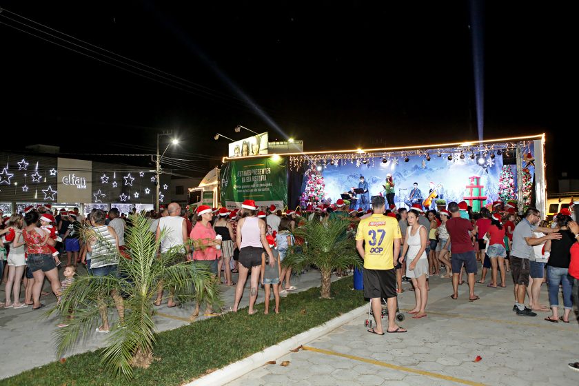 Palco Itinerante – 6º dia no bairro Vieira