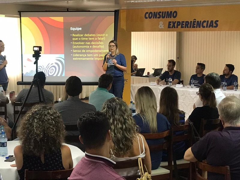 Primeira plenária da CDL trouxe tendências mundiais do mercado varejista aos associados
