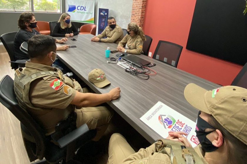 Comércio de Jaraguá do Sul discute parceria com a PM por mais segurança