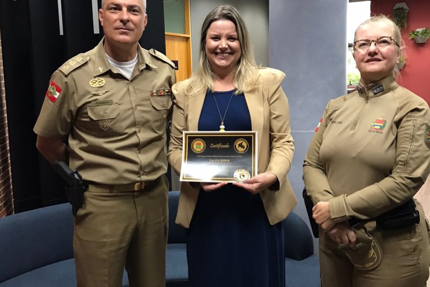 Presidente da CDL recebe homenagem da 12ª RPM Jaraguá do Sul