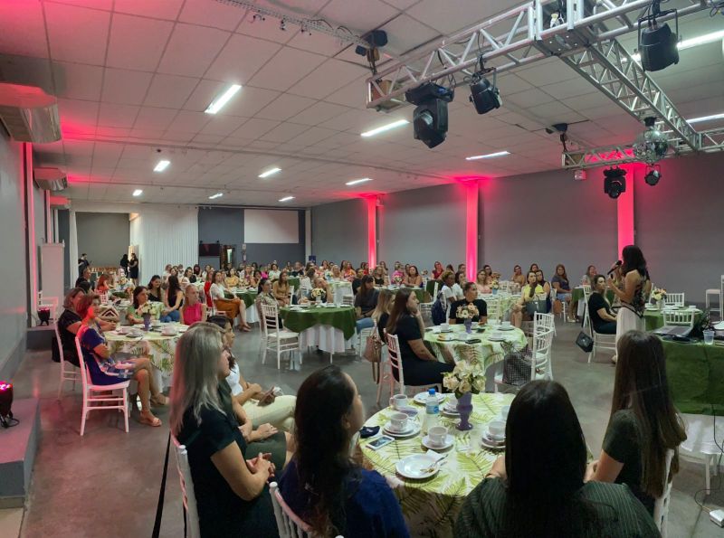 CDL promove evento sobre liderança feminina e reúne mais de cem mulheres