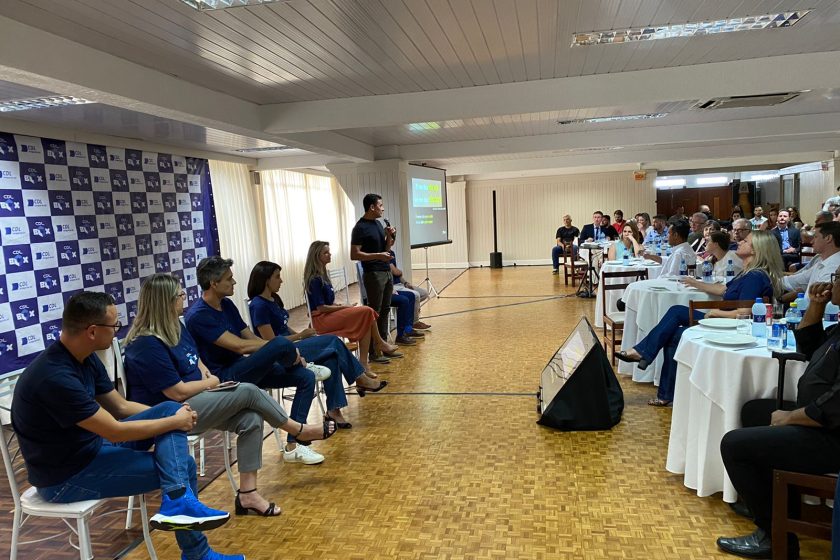 Tendências para o varejo são apresentadas em plenária da CDL de Jaraguá do Sul