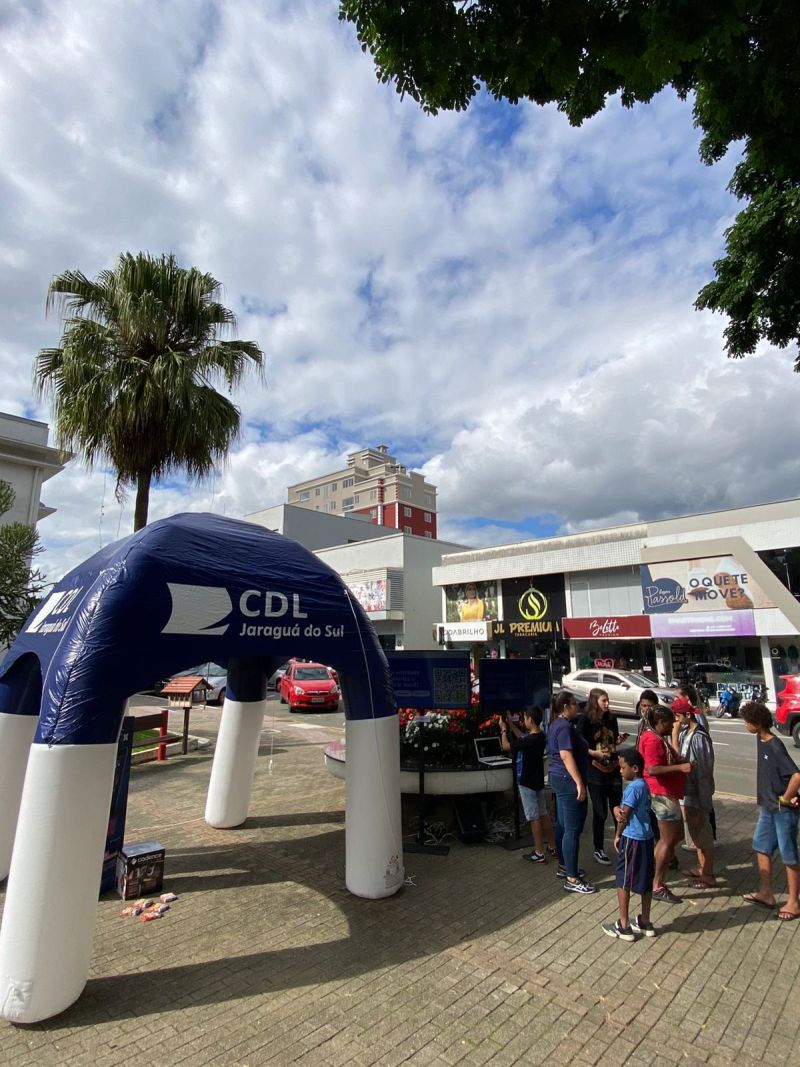 CDL realiza mais uma edição do Sábado Legal Quiz de Prêmios