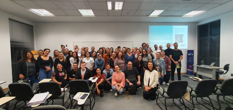 Curso de Como Vender pelo WhatsApp foi sucesso em Jaraguá do Sul