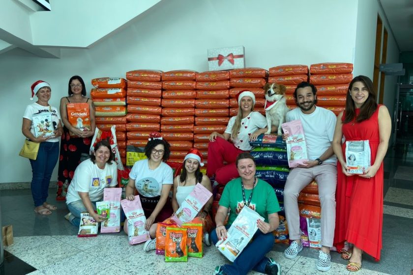 Campanha Árvore Pet Solidária arrecada mais de duas toneladas de ração