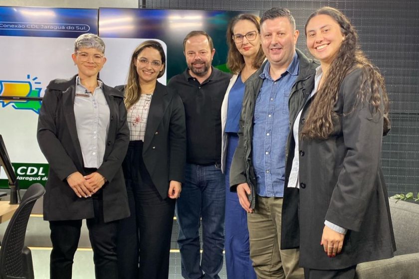 Podcast Conexão CDL aborda estratégias de crédito com dicas de empresários locais