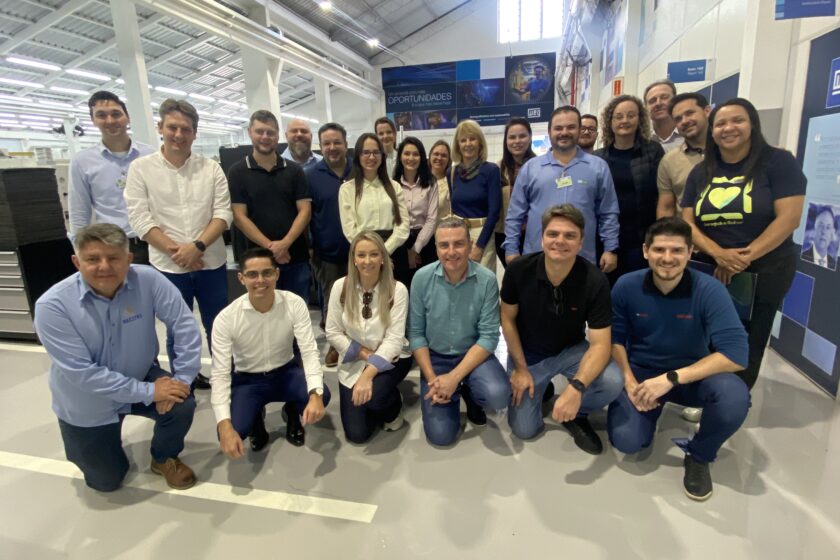 Missão Empresarial da CDL Jaraguá do Sul inspira Associados com visita à WEG
