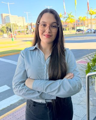 Evelin Maria Pelizzari Silveira 